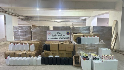 İzmir'de uyuşturucu operasyonlarında 11 şüpheli tutuklandı