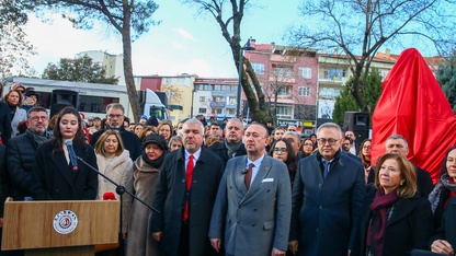 CHP Uşak İl Başkanlığı yeni hizmet binası açıldı
