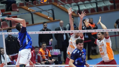 Voleybol: SMS Grup Efeler Ligi