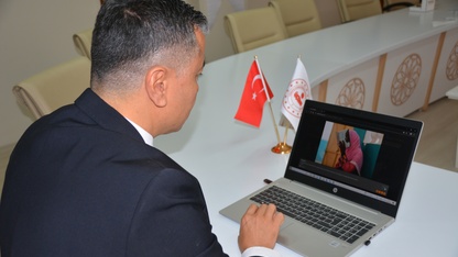 Banaz Kaymakamı Emeç, AA'nın "Yılın Kareleri" oylamasına katıldı