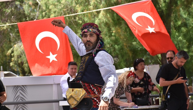 Bodrum'da "4. Zeytin Çiçeği Festivali" düzenlendi