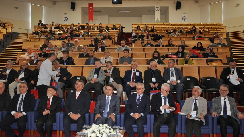 Kütahya'da "Dijital Çağda Kur'an ve Tefsir" çalıştayı düzenlendi