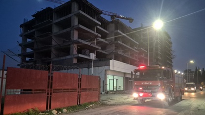 Manisa'da üzerine çelik kalıp düşen işçi hayatını kaybetti