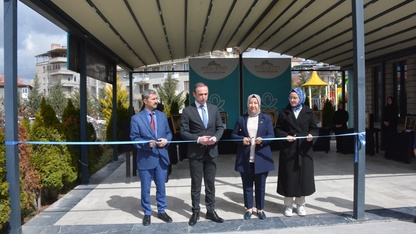 İscehisar'da el sanatları sergisi açıldı