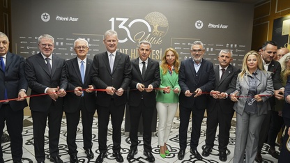 İzmir'de Yeni Asır Gazetesi arşivinin oluşturduğu "130 Yıllık Kent Hikayesi" adlı sergi açıldı