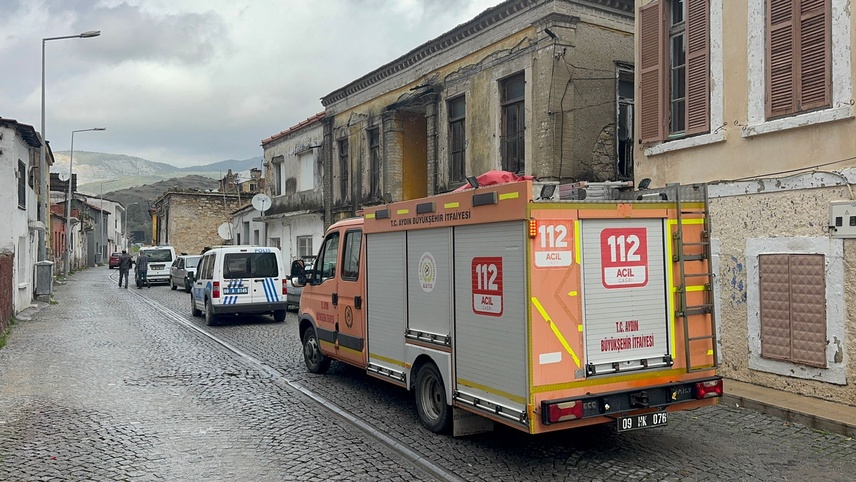 GÜNCELLEME - Aydın'da zemindeki kayma nedeniyle 4 ev tahliye edildi