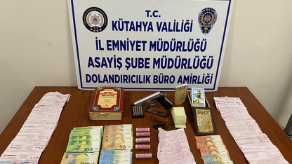 Kütahya'da büyücülük yoluyla dolandırıcılık yaptıkları iddiasıyla 5 şüpheli tutuklandı