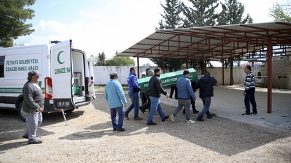 Fethiye'de 19 yıl önce öldürüldüğü anlaşılan kişinin cenazesi defnedildi