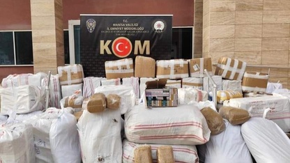 Manisa'nın kaçakçılık operasyonunda 2 şüpheli yakalandı