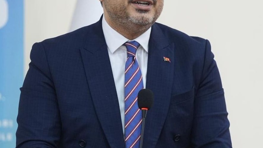 İzmir'de "Türk Dünyasında Ortak Türk Medyası: Sorunlar ve Çözüm Önerileri" paneli düzenlendi