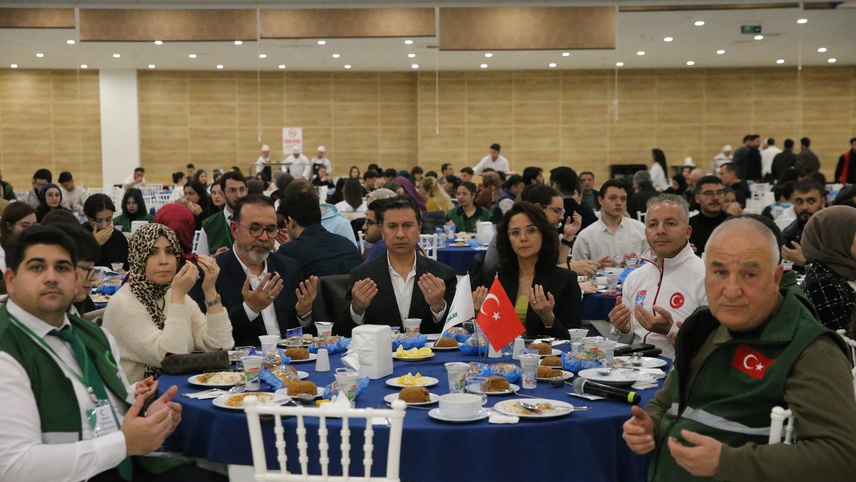 Türkiye Yeşilay Cemiyeti Muğla Şubesi, Yeşilay gönüllülerine iftar verdi