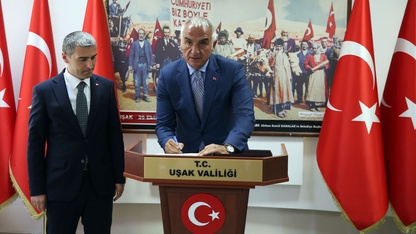 Kültür ve Turizm Bakanı Mehmet Nuri Ersoy, Uşak'ta incelemelerde bulundu