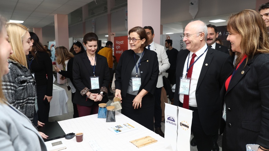 Dokuz Eylül Üniversitesi Kariyer Zirvesi 2025 başladı