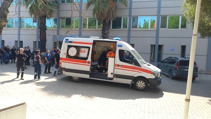 Manisa'da fabrikada kimyasal buhardan zehirlenen 3 kişi hastaneye kaldırıldı