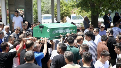 Muğla'da kanyonda başına taş düşmesi sonucu vefat eden çocuk defnedildi
