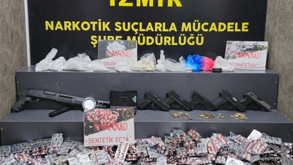 İzmir'de uyuşturucu ticareti yaptığı iddia edilen şüpheli tutuklandı