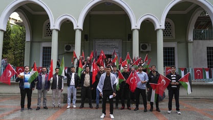 İzmir'de üniversite öğrencilerinden İsrail'e tepki