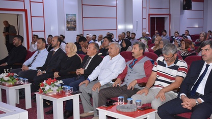 İscehisar'da "Peygamberimiz ve Şahsiyet İnşası" konulu konferans verildi