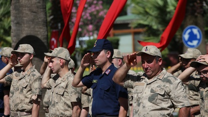 Aydın'da 29 engelli üniforma giyip bir günlüğüne "Mehmetçik" oldu