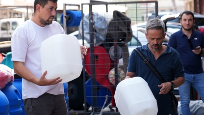 Su kesintilerinin uygulandığı İzmir'de bidon satışları arttı