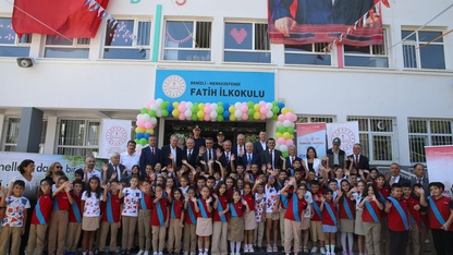 Denizli'de yeni eğitim öğretim yılı törenle başladı