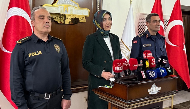 Afyonkarahisar Valisi Yiğitbaşı, aylık basın bilgilendirme toplantısı yaptı