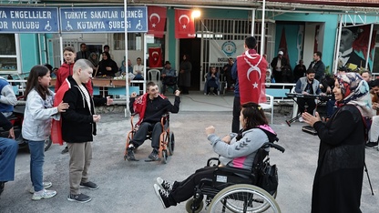 Kütahya 10 özel bireye asker kınası eğlencesi düzenlendi
