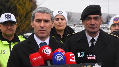 Afyonkarahisar Valisi Aktaş, Afyonkarahisar - Ankara kara yolu uygulama noktasını ziyaret etti