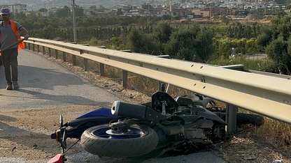 İzmir'de devrilen motosikletin sürücüsü öldü