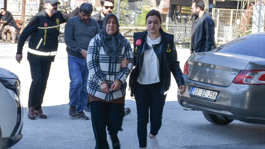 Afyonkarahisar'da 2 komşusunu öldüren çift tutuklandı