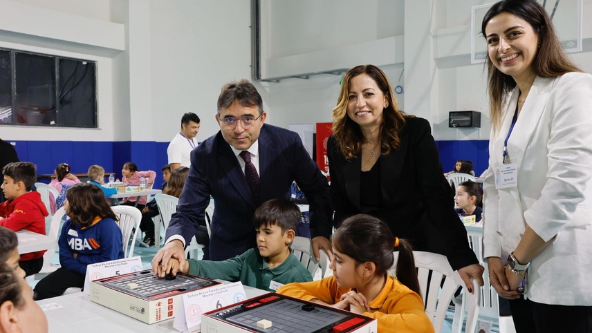 Marmaris'te öğrenciler akıl ve zeka oyunlarında yarıştı