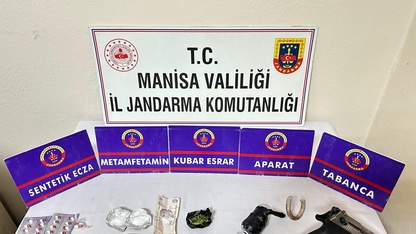 Manisa'da uyuşturucu ticareti yaptıkları gerekçesiyle 2 şüpheli tutuklandı