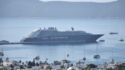 Bodrum'a iki kruvaziyer ile 2 bin 528 yolcu geldi