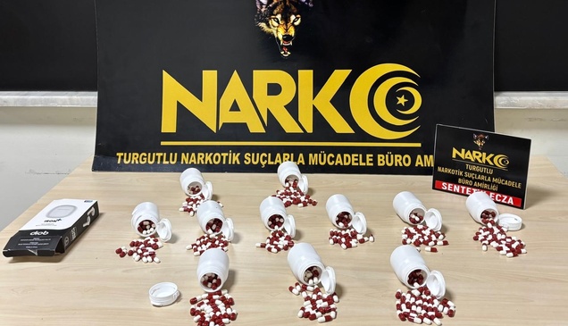 Turgutlu'da uyuşturucu operasyonunda yakalanan 2 şüpheli tutuklandı