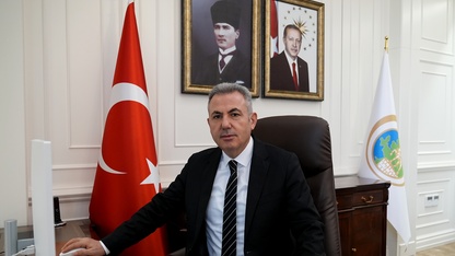 İzmir Valisi Elban, AA'nın "Yılın Kareleri" oylamasına katıldı