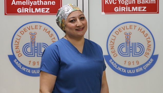 Erken teşhisle kanseri yenen hemşire, mesleğini severek sürdürüyor