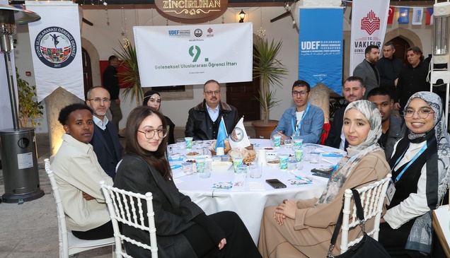 Aydın'daki iftar yemeğinde 30 ülkeden 250 öğrenci bir araya geldi