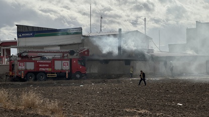 Afyonkarahisar'da depoda çıkan yangın söndürüldü